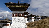 Dochu La Pass und die 108 Druk Wangyal Chortens - Thimphu-Punakha: Sehensw&uuml;rdigkeiten
