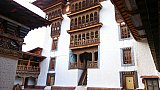 Innenhof im Punakha Dzong - Thimphu-Punakha: Sehensw&uuml;rdigkeiten