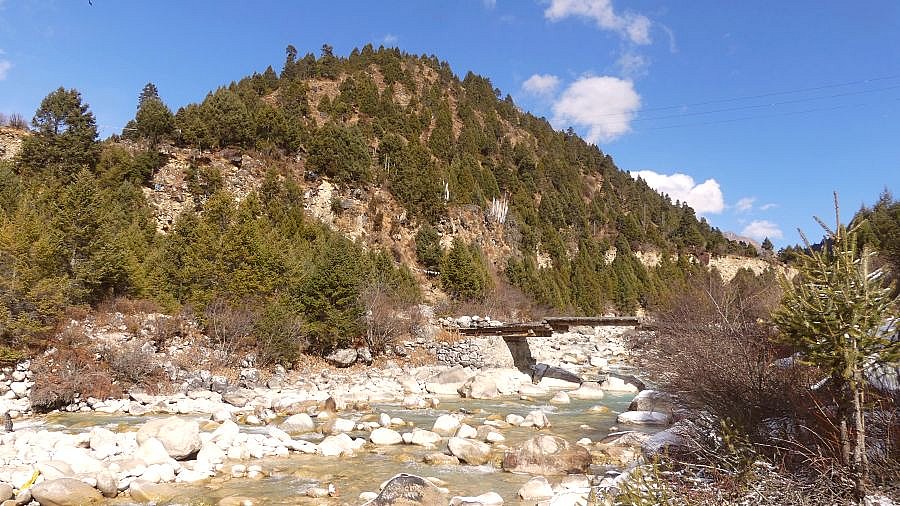Mho Chhu Fluss - Thimphu-Punakha: Laya Trekking