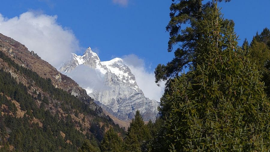 Blick in Richtung Tiger Mountain - Thimphu-Punakha: Laya Trekking