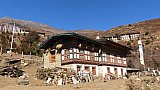 Traditionelles Haus in Laya - Thimphu-Punakha: Laya Trekking