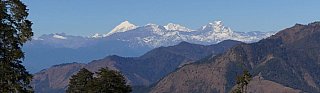 Blick &uuml;ber die Eisriesen des Himalaya - Zentral-Bhutan: Landschaft