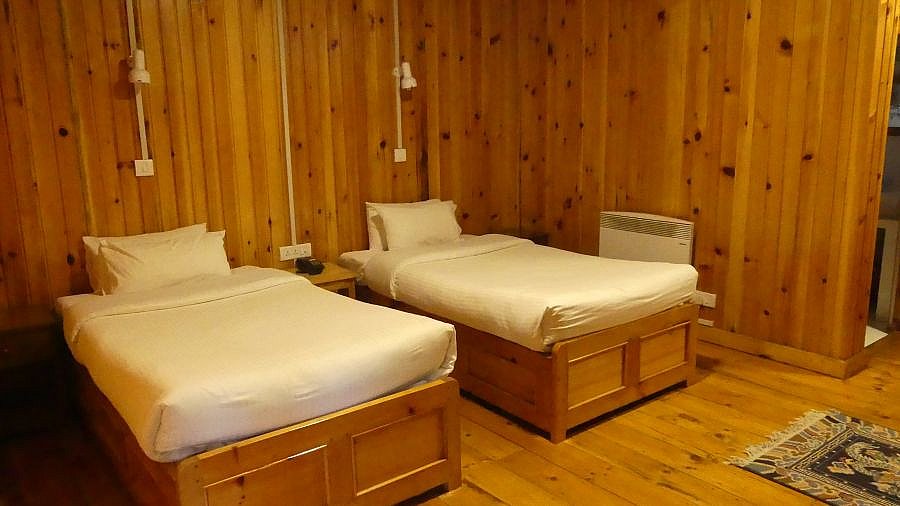 Zimmer im Kaila G&auml;stehaus in Jakar - Zentral-Bhutan: Essen & Schlafen