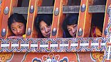 Zuschauer beim Klosterfest in Lhuentse - Ost-Bhutan: Land und Leute