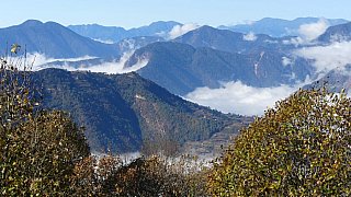 W&auml;lder, Wolken und Bergesh&ouml;hen - Ost-Bhutan: Landschaft