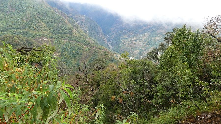 Auf dem Weg ins Tiefland in S&uuml;dbhutan nach Samdrup Jongkar - Ost-Bhutan: Landschaft
