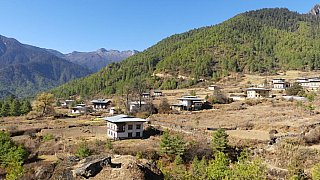 Das Dorf Talung - Paro - Haa: Sage La Trekking
