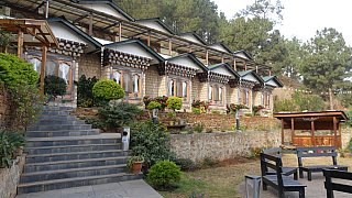 Vara Hotel in Lobesa im Punakha-Tal - Thimphu-Punakha: Essen & Schlafen