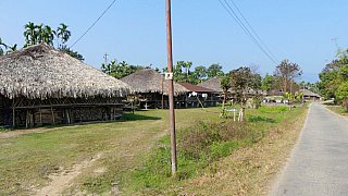 Adi-Dorf des Minyong-Stammes - Indien - Nordosten - Land und Leute