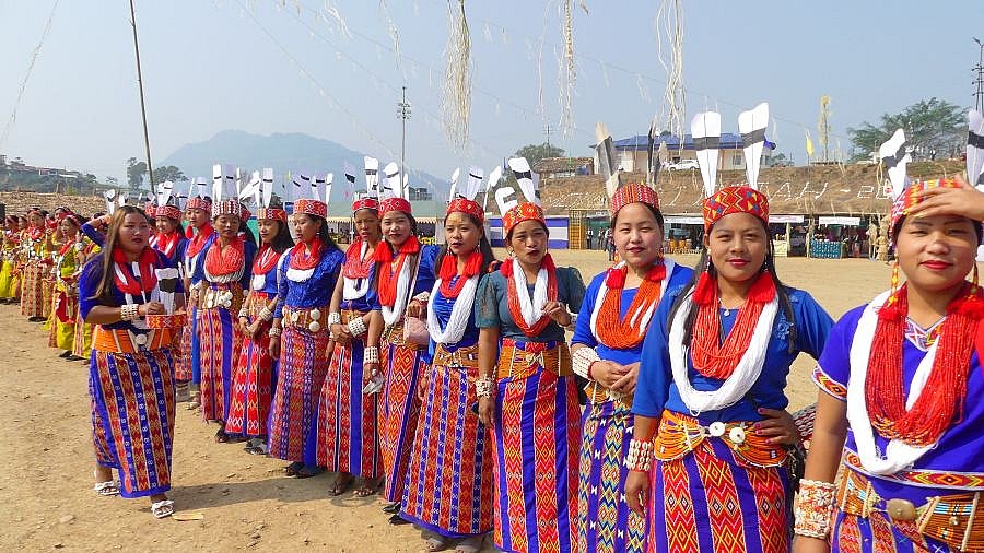 Frauen des Wancho-Stammes in Longding - Indien - Nordosten - Land und Leute