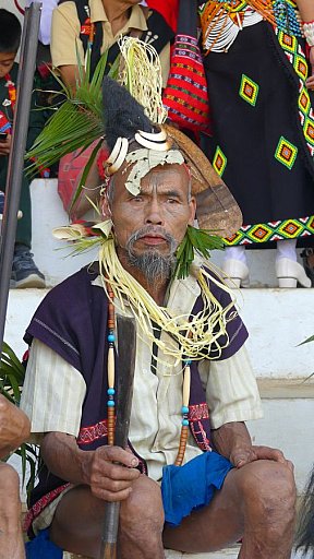 Wangcho-Krieger aus Longding - Indien - Nordosten - Land und Leute
