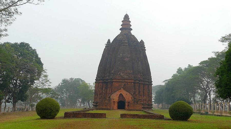 Na-Pukhura Shiva Dol Tempel bei Sibsagar - Indien - Nordosten - Sehensw&uuml;rdigkeiten