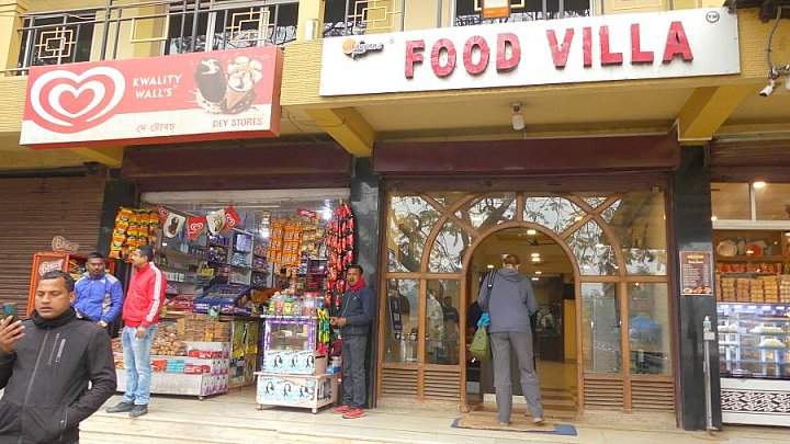 Food Villa in Teok in Assam - Indien - Assam - Essen und Schlafen