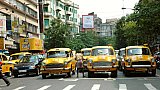 Taxis in Calcutta - West-Bengalen: Land-und-Leute