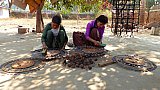 Metallkunstwerk "Sonne" aus Kumharpara  - Chhattisgarh: Land-und-Leute