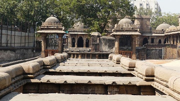 Stufenbrunnen Bav Harir Vav in Ahmedabad - Gujarat - Sehensw&uuml;rdigkeiten
