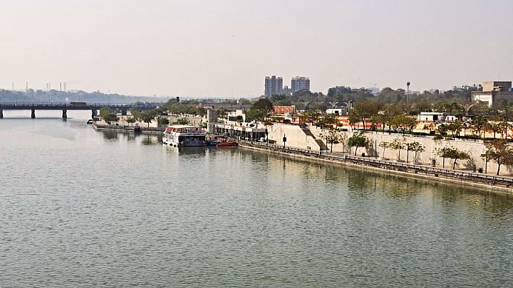 Sabarmati-Fluss in Ahmedabad - Gujarat - Sehensw&uuml;rdigkeiten
