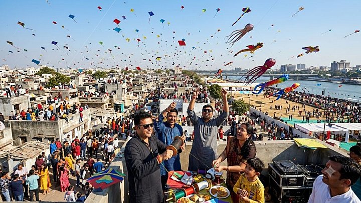 Drachen-/Kitefestival in Ahmedabad - Gujarat - Land und Leute