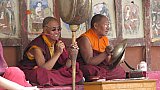 Trommel und Zimbel in Hemis - Ladakh: Land-und-Leute