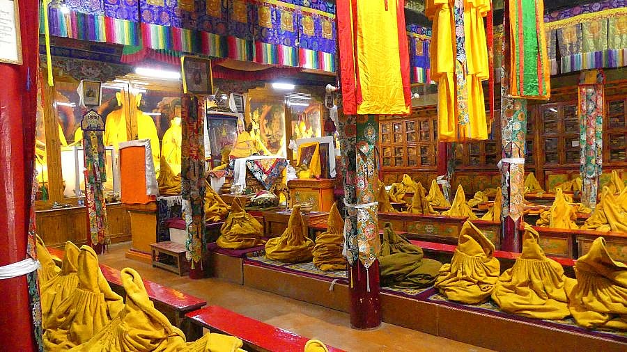 Gro&szlig;e Gebetshalle im Likir-Kloster - Ladakh: Sehensw&uuml;rdigkeiten