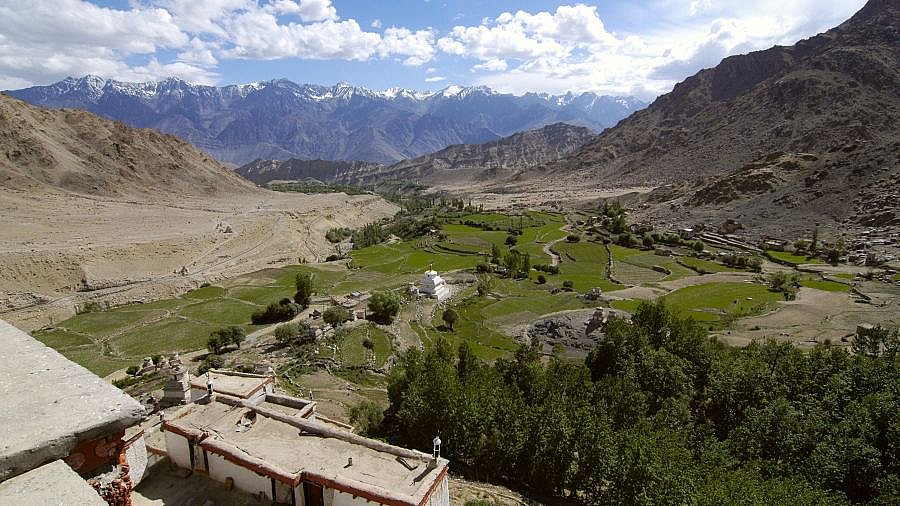 Ausblick vom Dach des Likir Klosters - Ladakh: Sehensw&uuml;rdigkeiten