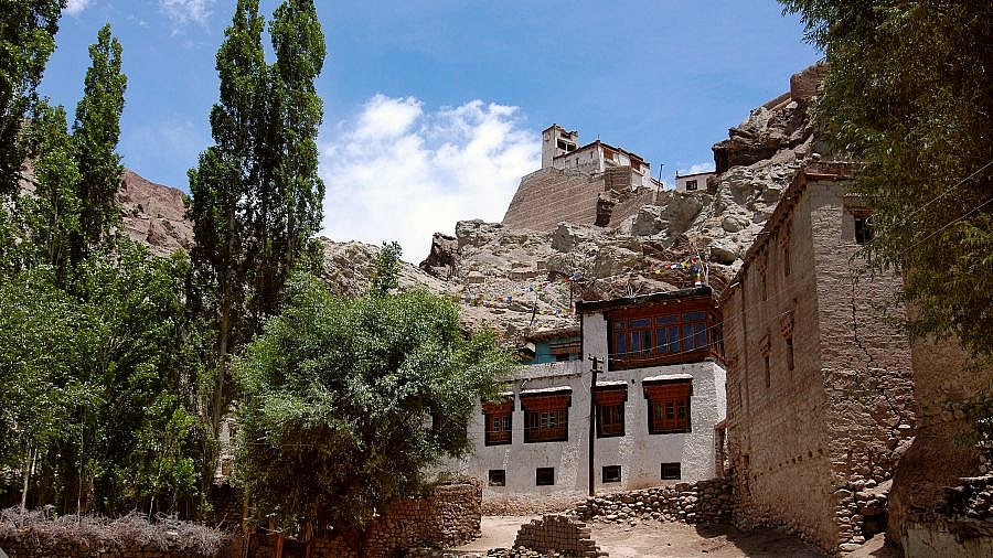 Wacht&uuml;rme und wehrhafte Mauern am Indus - Ladakh: Sehensw&uuml;rdigkeiten