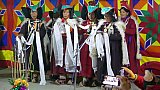 Festtracht mit traditionem Kopfschmuck, dem Perak - Ladakh: Land-und-Leute