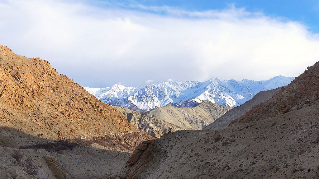 Blick auf das Zanskar-Gebirge - Ladakh: Landschaft