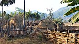 Geh&ouml;ft bei Pushangia - Chhattisgarh: Land-und-Leute