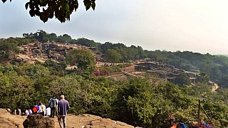 Blick auf die Udayagiri- und Kandagiri-H&ouml;hlen - Chhattisgarh: Sehensw&uuml;rdigkeiten