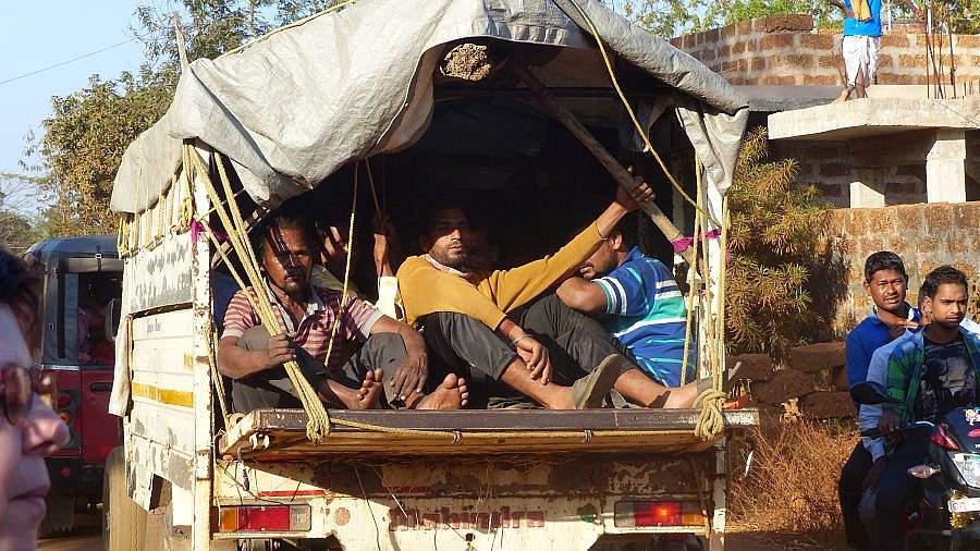 Auf dem Weg zur Joranda Mela - Chhattisgarh: Land-und-Leute