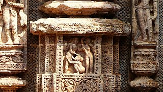 Erotische Reliefs des Konark Sonnentempels - Chhattisgarh: Sehensw&uuml;rdigkeiten