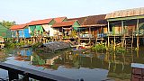 Wohnh&auml;user in Kampong Khleang - Kambodscha - Land und Leute