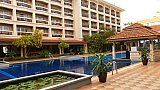 Somadevi Angkor Resort & Spa in Siem Reap - Kambodscha - Essen und Schlafen