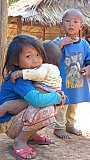 Kinder im Khmu-Dorf - Laos - Land und Leute
