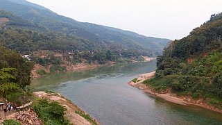 Zusammenfluss von Nam Pak und Nam Ou-Fluss - Laos - Landschaft
