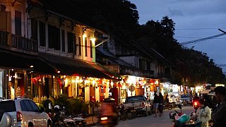 Luang Prabang am Abend - Laos - Sehensw&uuml;rdigkeiten