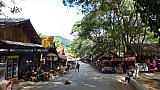 Zu den Kuang Si Wasserf&auml;llen - Laos - Blog