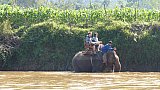 Ritt auf dem Elefantenr&uuml;cken - Laos - Land und Leute