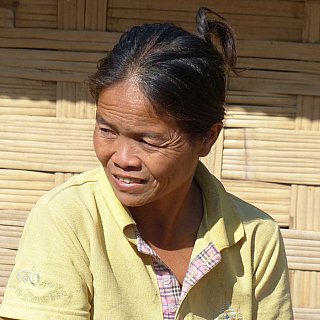 Junge Khmu-Frau in Laos - Laos - Land und Leute
