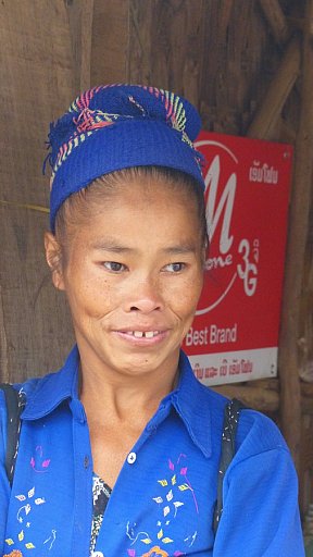 Marktfrau in Nong Khiaw - Laos - Land und Leute