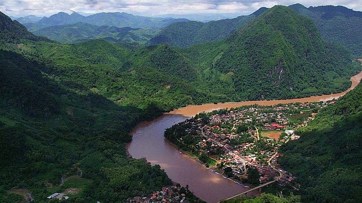 Blick vom Phadeng Peak auf Nong Khiaw - Laos - Landschaft