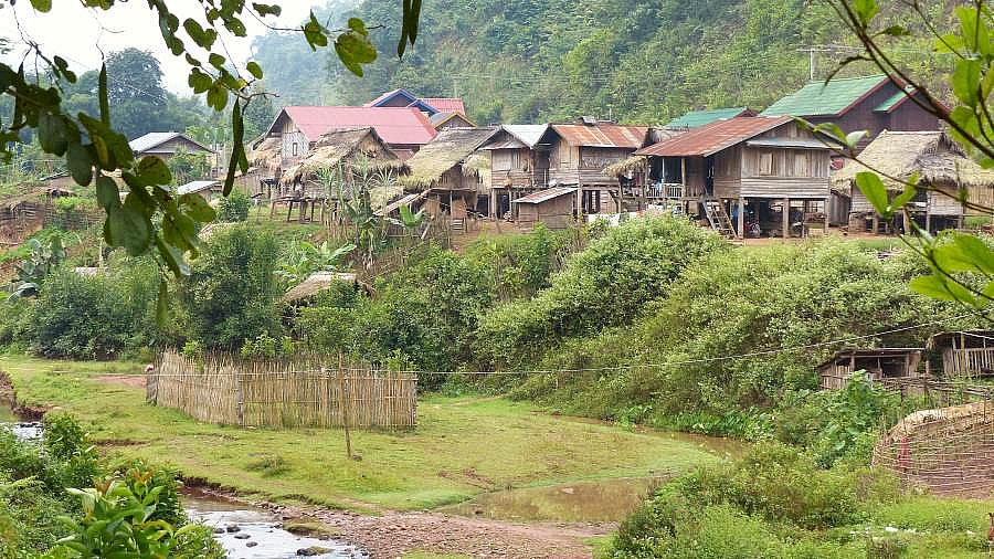 Dorf in Nordlaos - Laos - Land und Leute