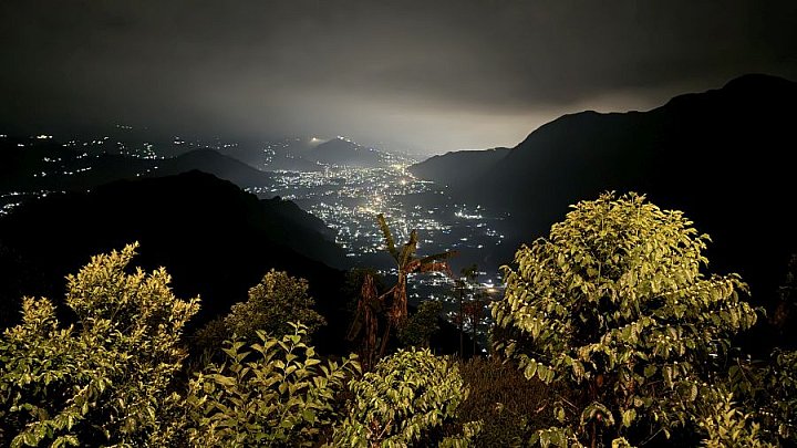 Blick auf Pokhara von Astam - Pokhara und Annapurna - Landschaft