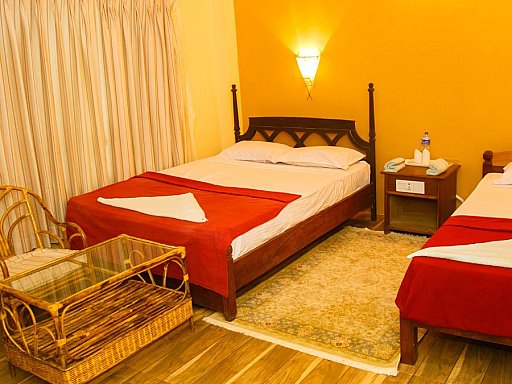 2014 - Zimmer im Island Jungle Resort im Chitwan Nationalpark - Chitwan Nationalpark