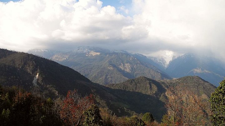 Ausblick vom Mesham Barah Tempel in Gandruk - Pokhara und Annapurna - Landschaft