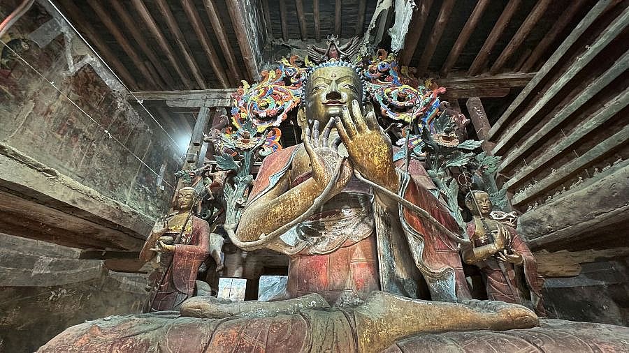 Gro&szlig;er Maitreya Buddha  - Nepal - Mustang 2024 - Land und Leute