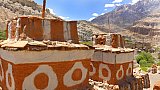 Chorten bzw. Lathos oberhalb von Tetang - Nepal - Mustang 2024 - Land und Leute