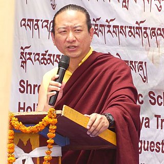 43. Sakya Trizin Gyana Vajra Rinpoche - Nepal - Mustang 2024 - Land und Leute