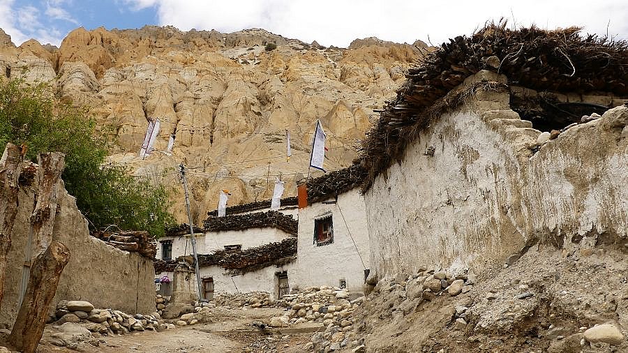 Dorf Dhee, auch Dhi genannt - Nepal - Mustang 2024 - Land und Leute